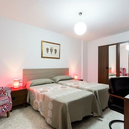 Appartamento Holi-Rent Albareda Siviglia Esterno foto
