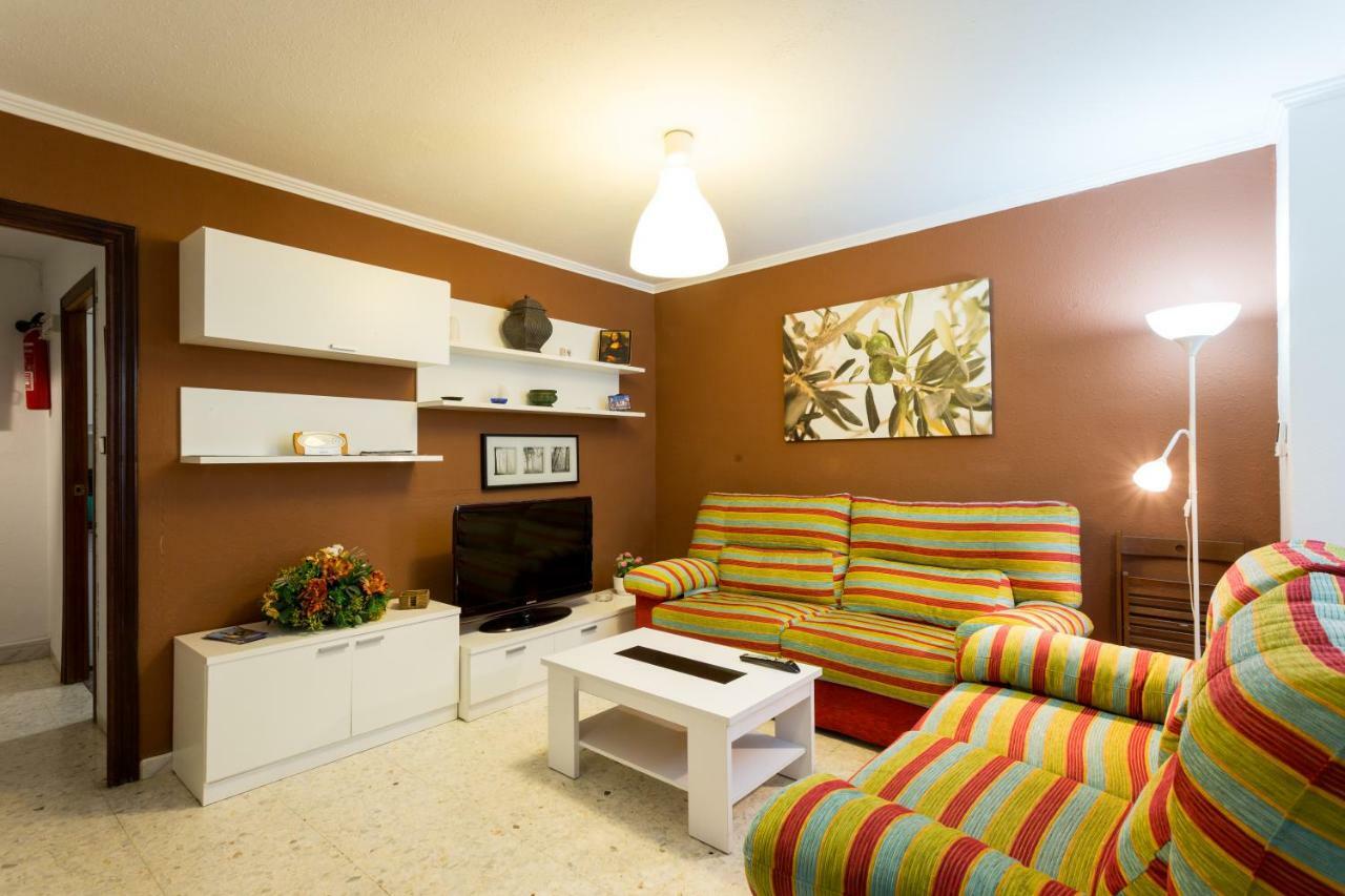 Appartamento Holi-Rent Albareda Siviglia Esterno foto