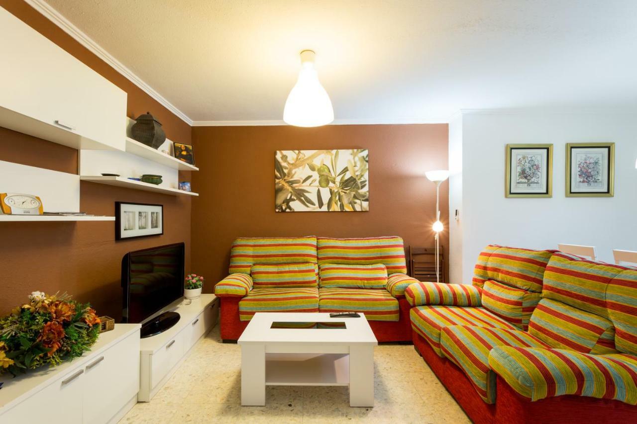 Appartamento Holi-Rent Albareda Siviglia Esterno foto