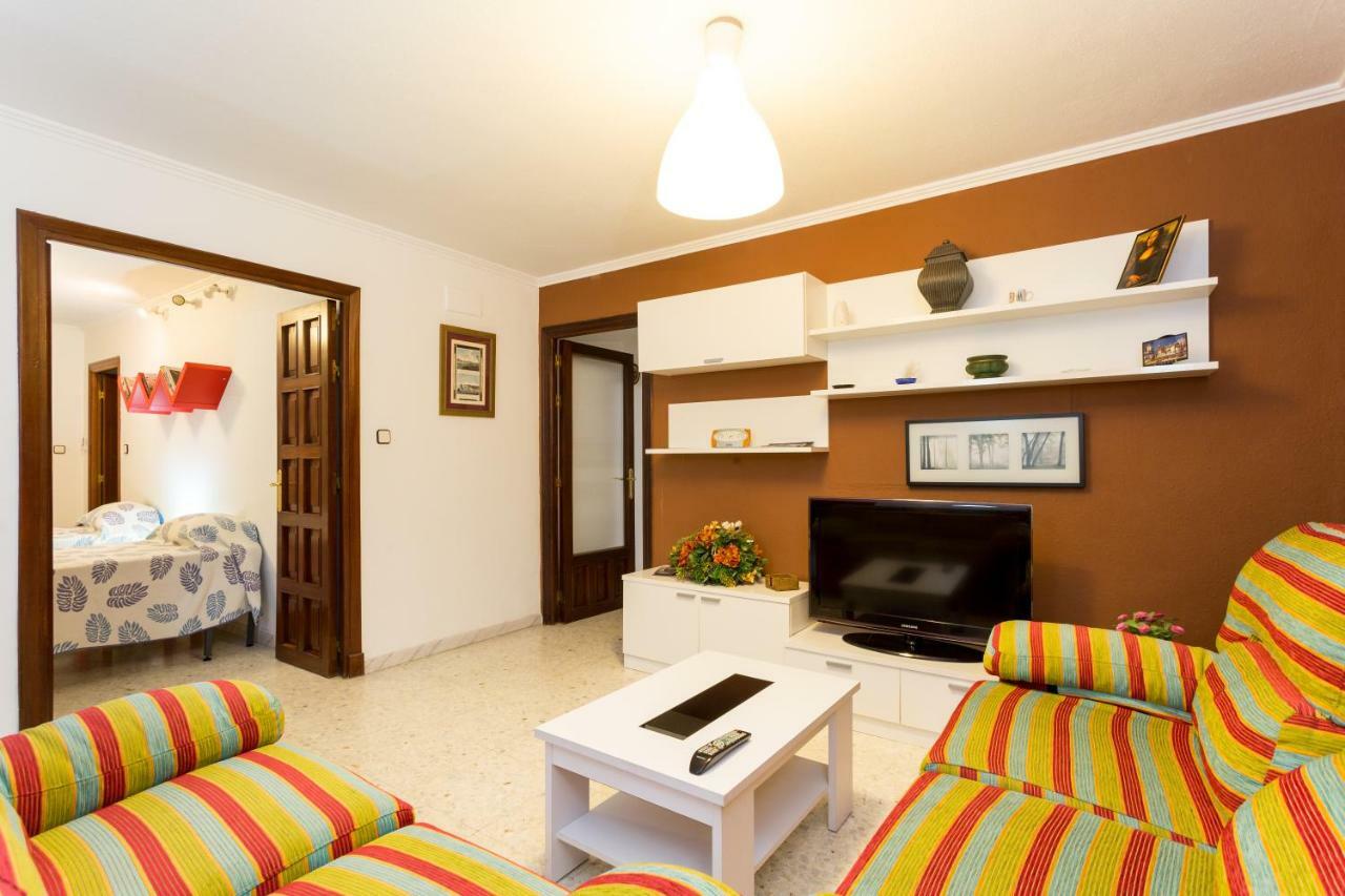 Appartamento Holi-Rent Albareda Siviglia Esterno foto
