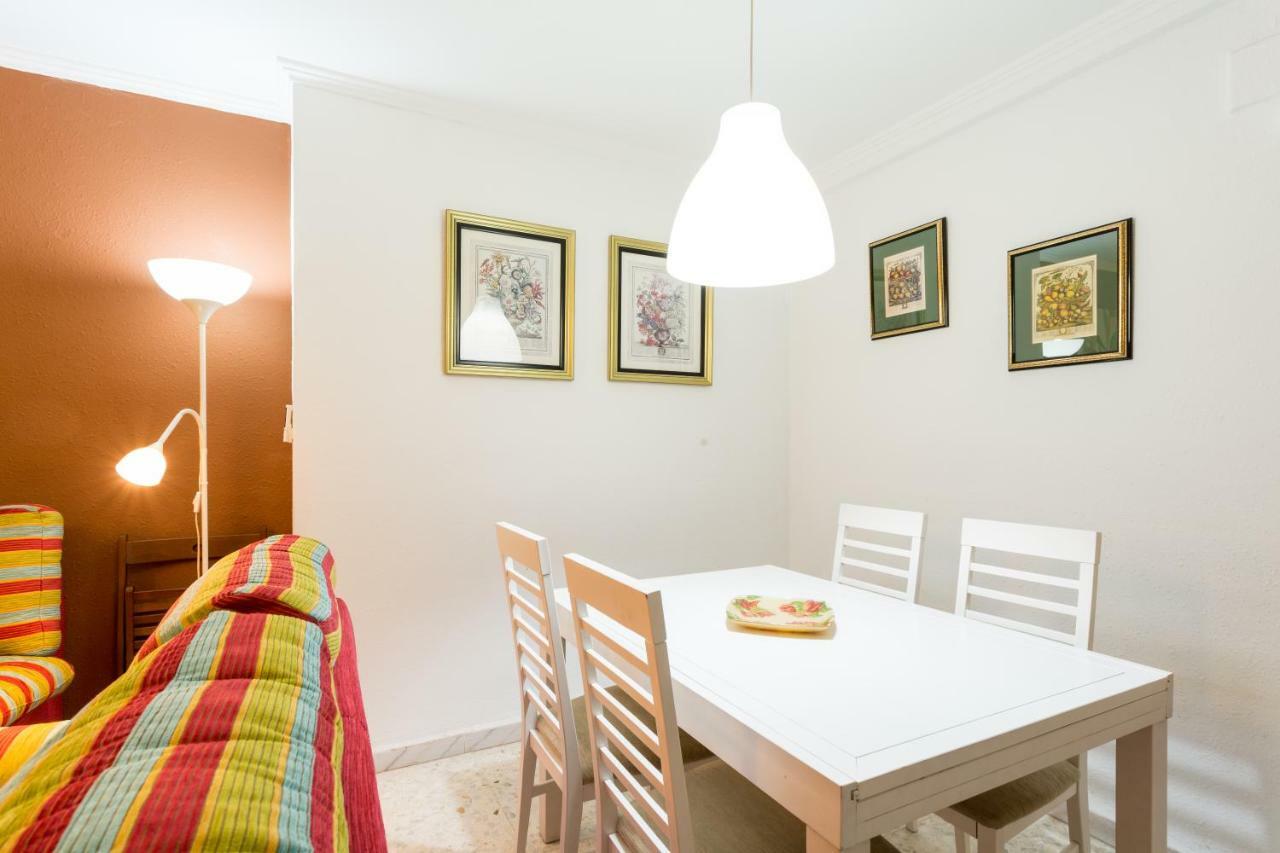 Appartamento Holi-Rent Albareda Siviglia Esterno foto