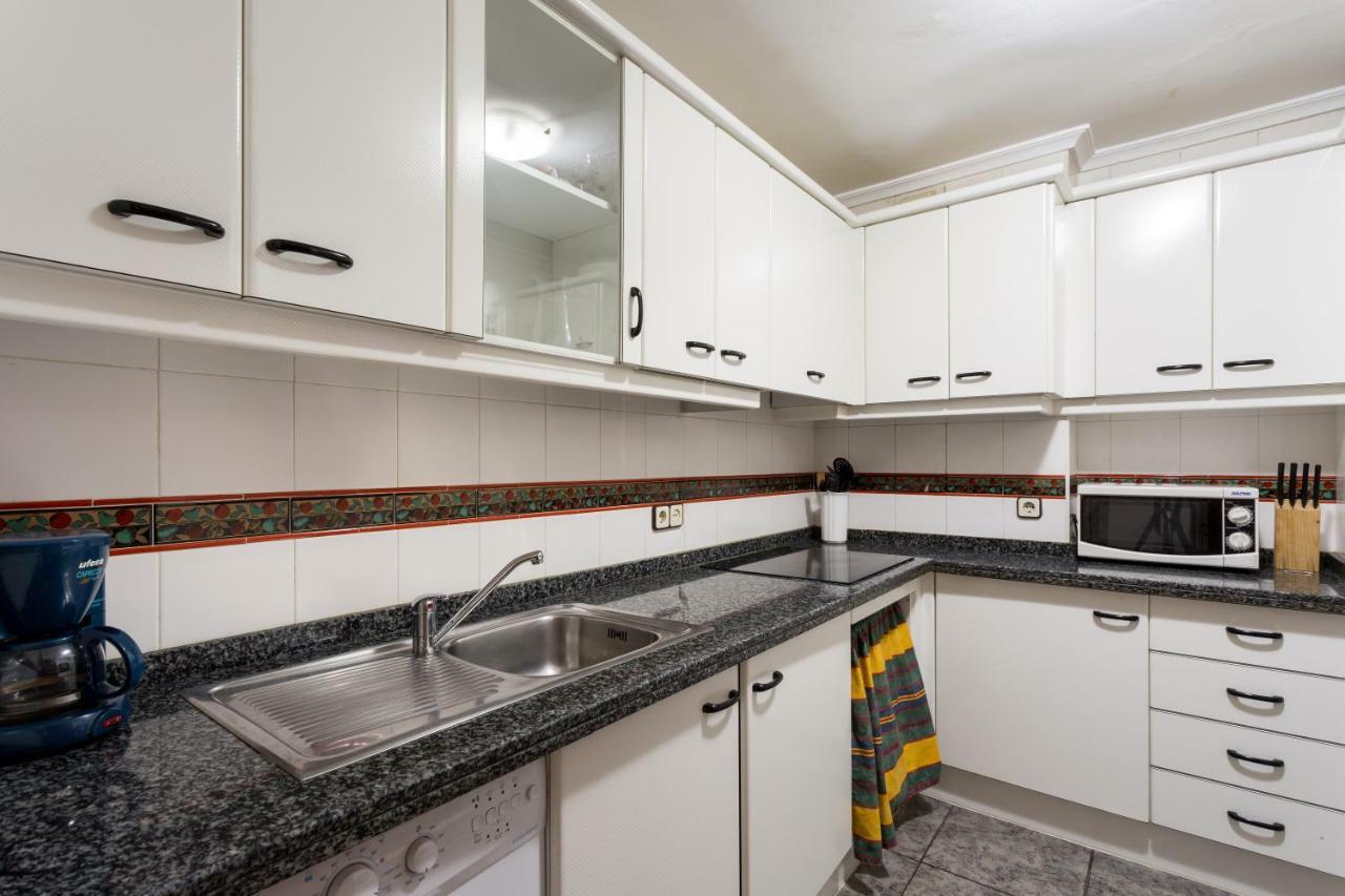 Appartamento Holi-Rent Albareda Siviglia Esterno foto