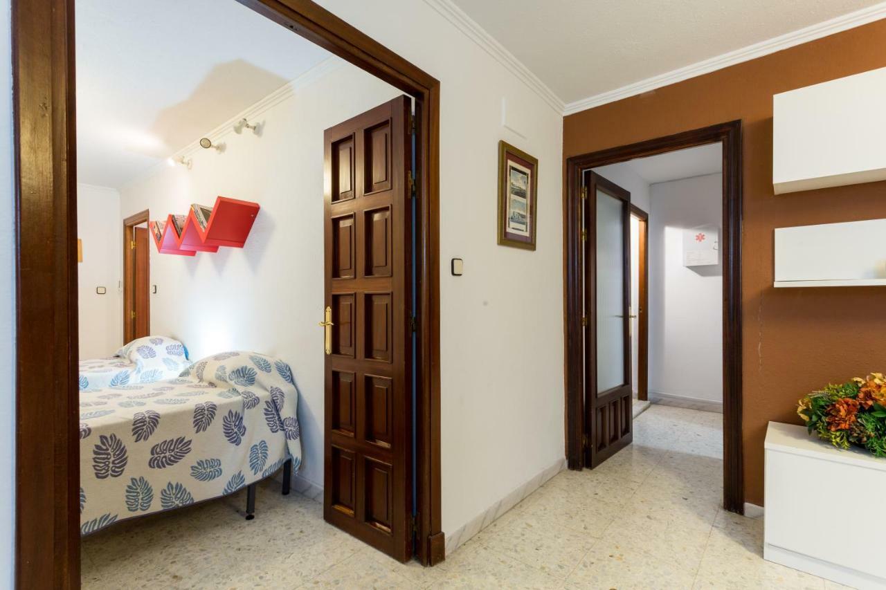 Appartamento Holi-Rent Albareda Siviglia Esterno foto