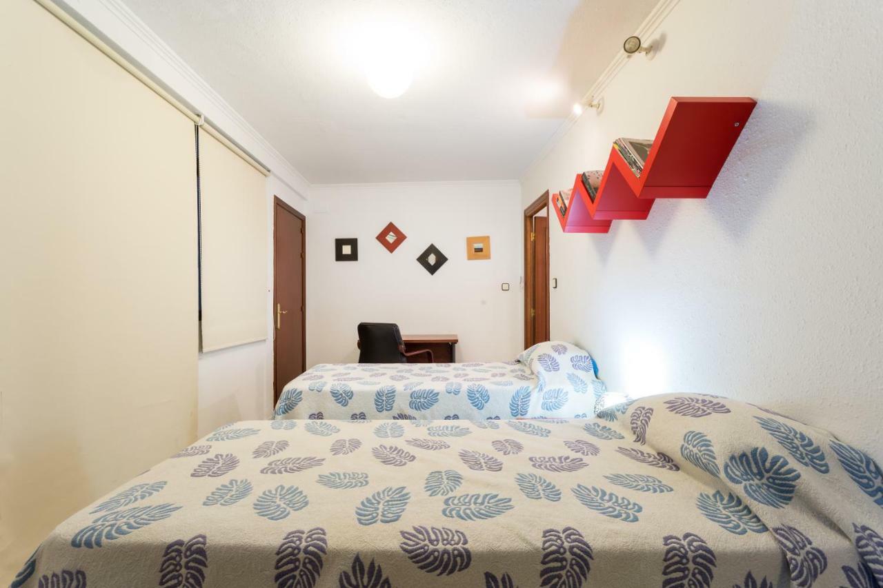 Appartamento Holi-Rent Albareda Siviglia Esterno foto