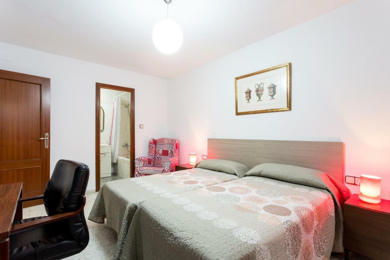 Appartamento Holi-Rent Albareda Siviglia Esterno foto