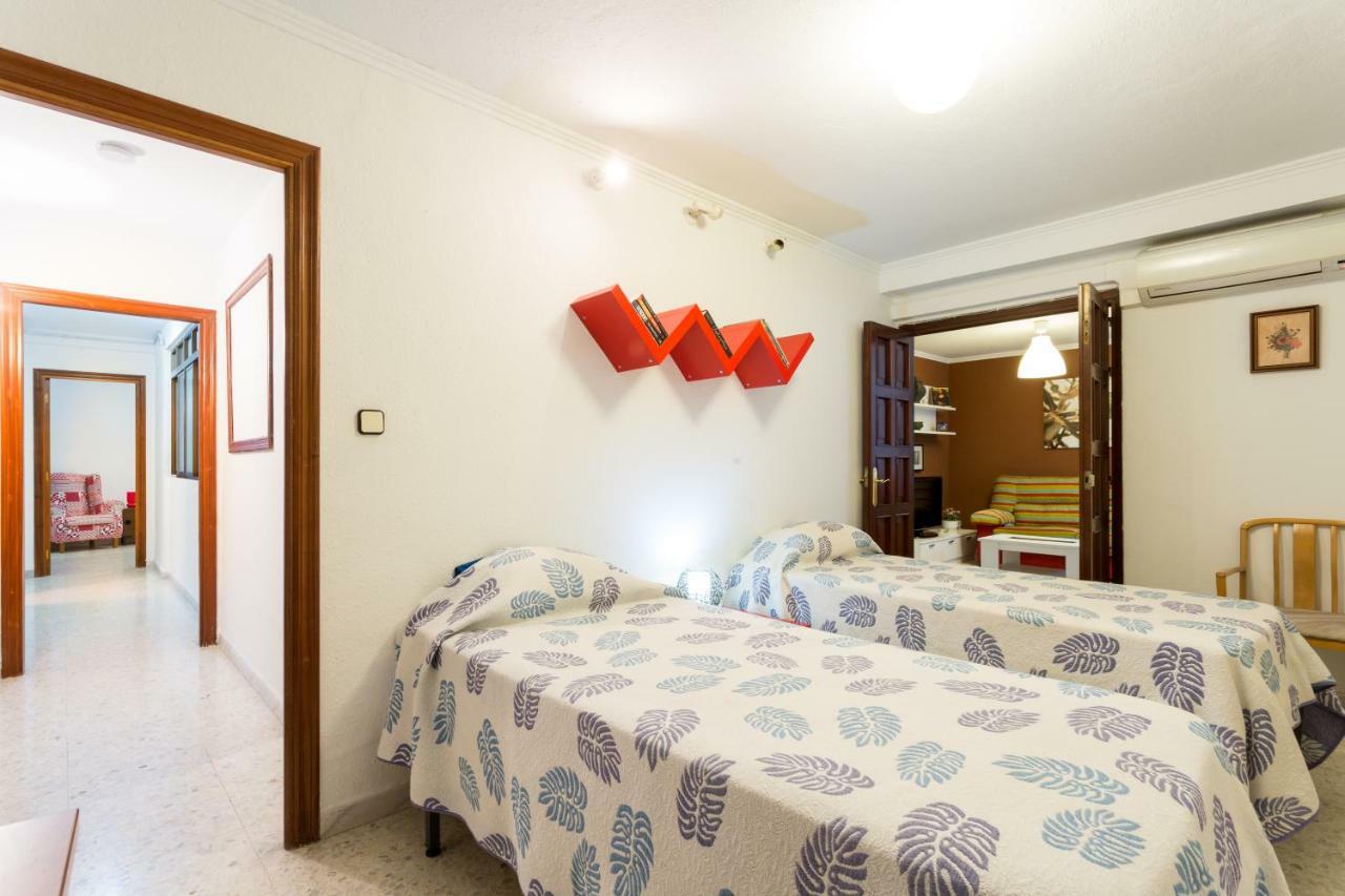 Appartamento Holi-Rent Albareda Siviglia Esterno foto