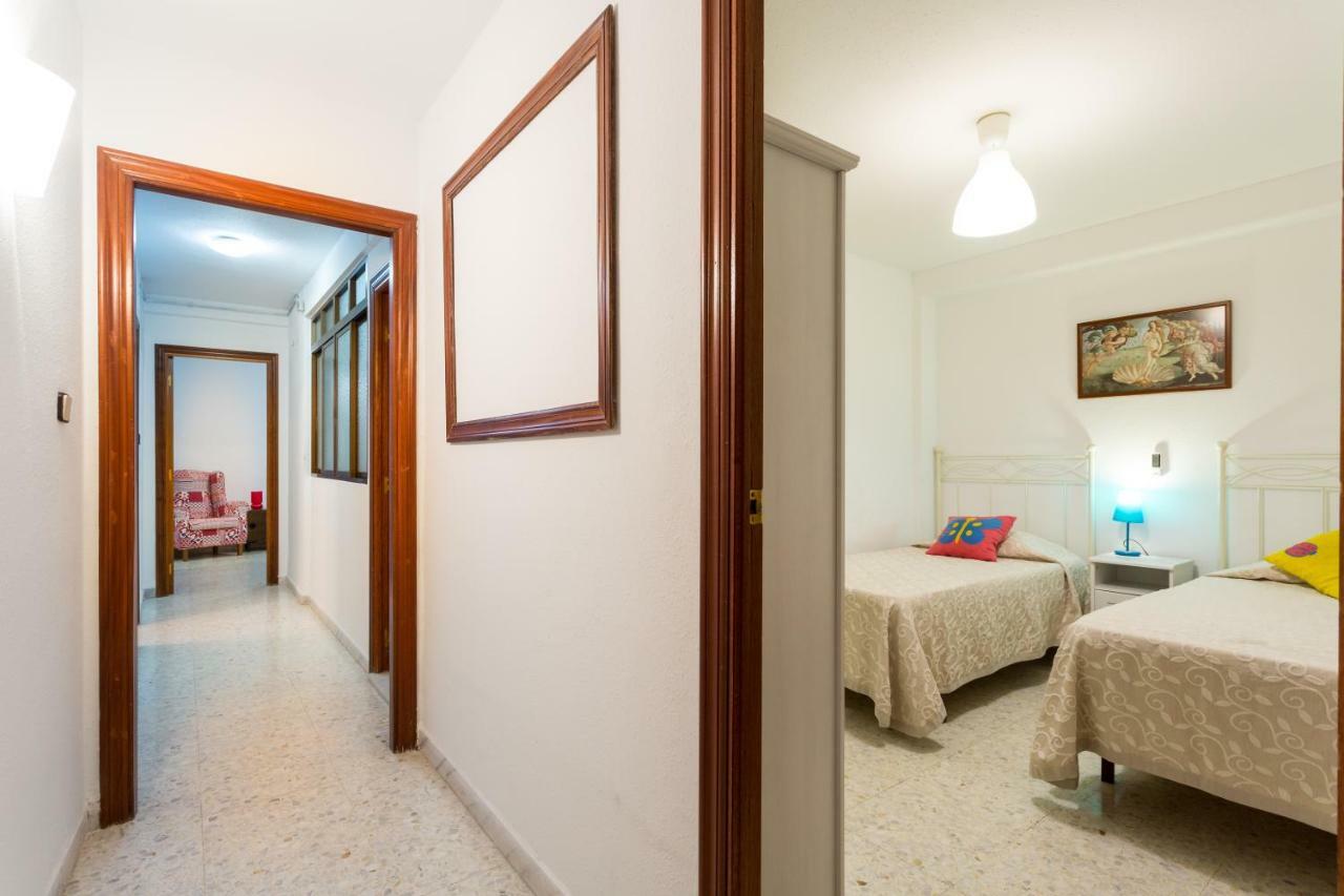 Appartamento Holi-Rent Albareda Siviglia Esterno foto